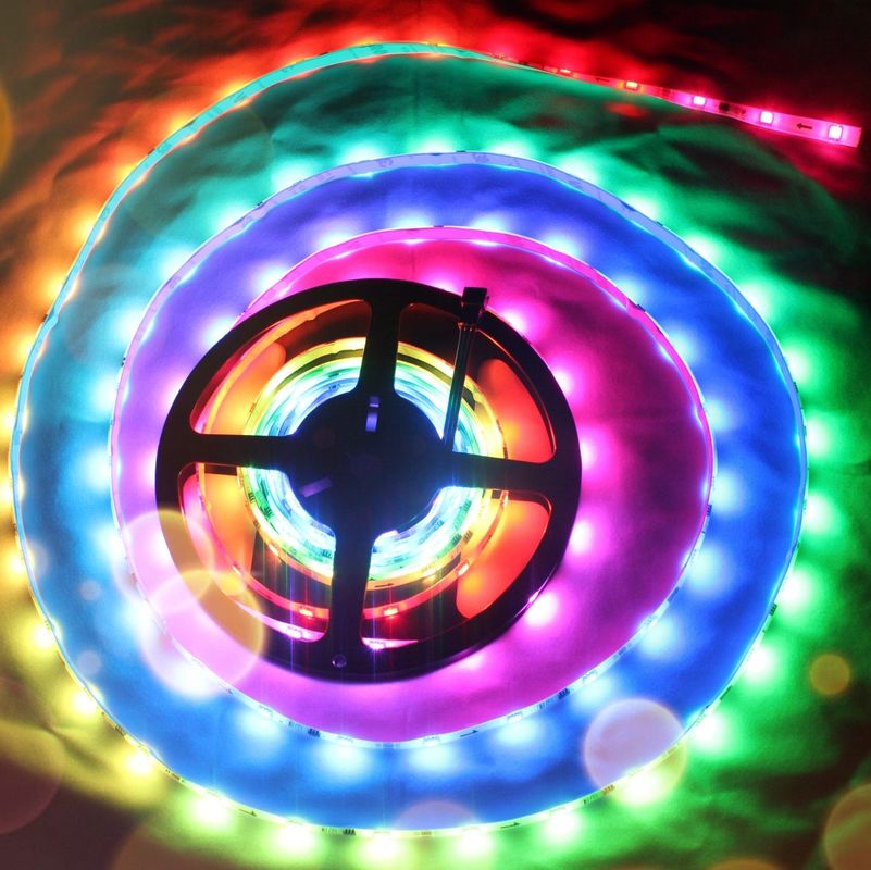 WS2812B Lampu Strip LED Fleksibel RGB 5050SMD Individual Addressable 16.4FT 60Pixels/M 300Pixels PCB Hitam Penuh Warna
