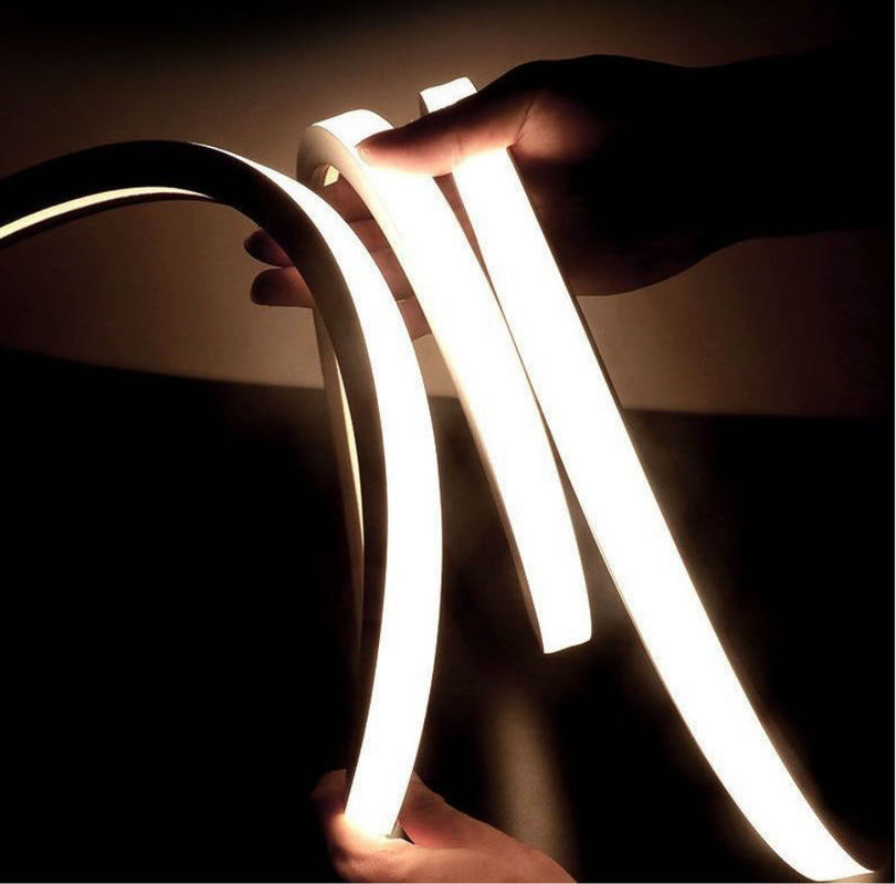 120 ° 24V 1616 Ukuran 12W LED Silicone Neon Strip Light IP65 Buliding Dekorasi Rumah